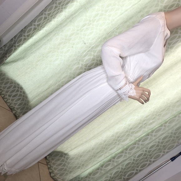 Boho Style White Maxi Dress - Picture 10 of 12